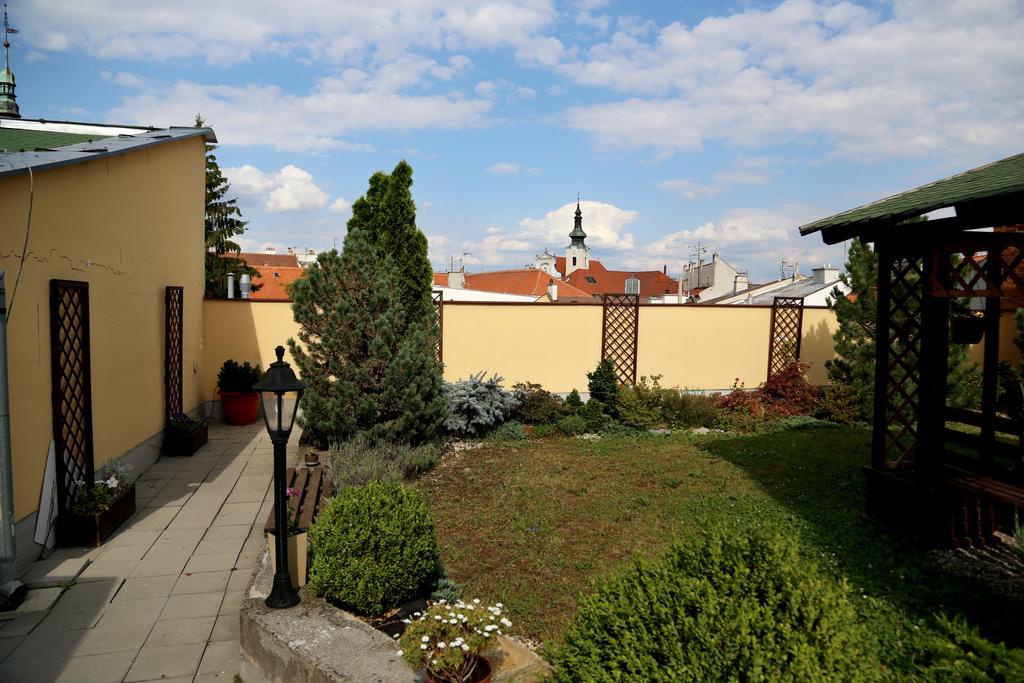 Apartments Kroměříž מראה חיצוני תמונה